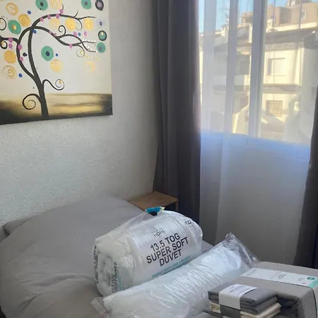 Punta Prima 2 Bed Apartment, 1 Bathroom, 1 Living Area, Kitchen, Shared Pool 아파트