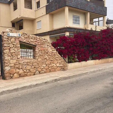 Punta Prima 2 Bed Apartment, 1 Bathroom, 1 Living Area, Kitchen, Shared Pool